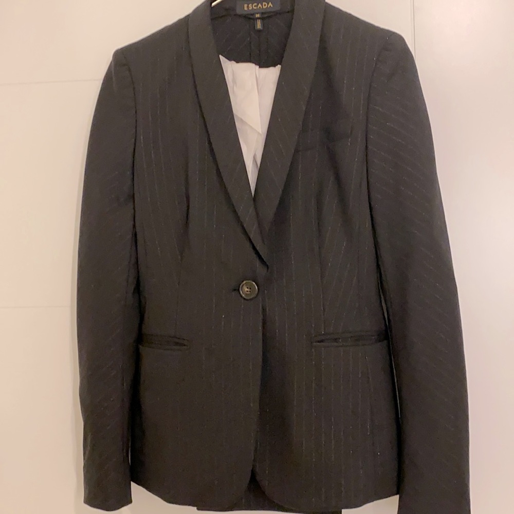 ESCADA, PINSTRIPE SINGLE BREASTED PANTSUIT
